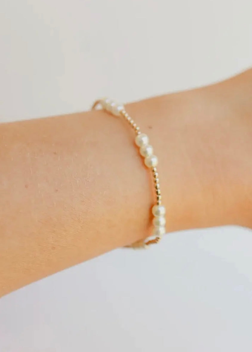 Ily Pearl Bracelet