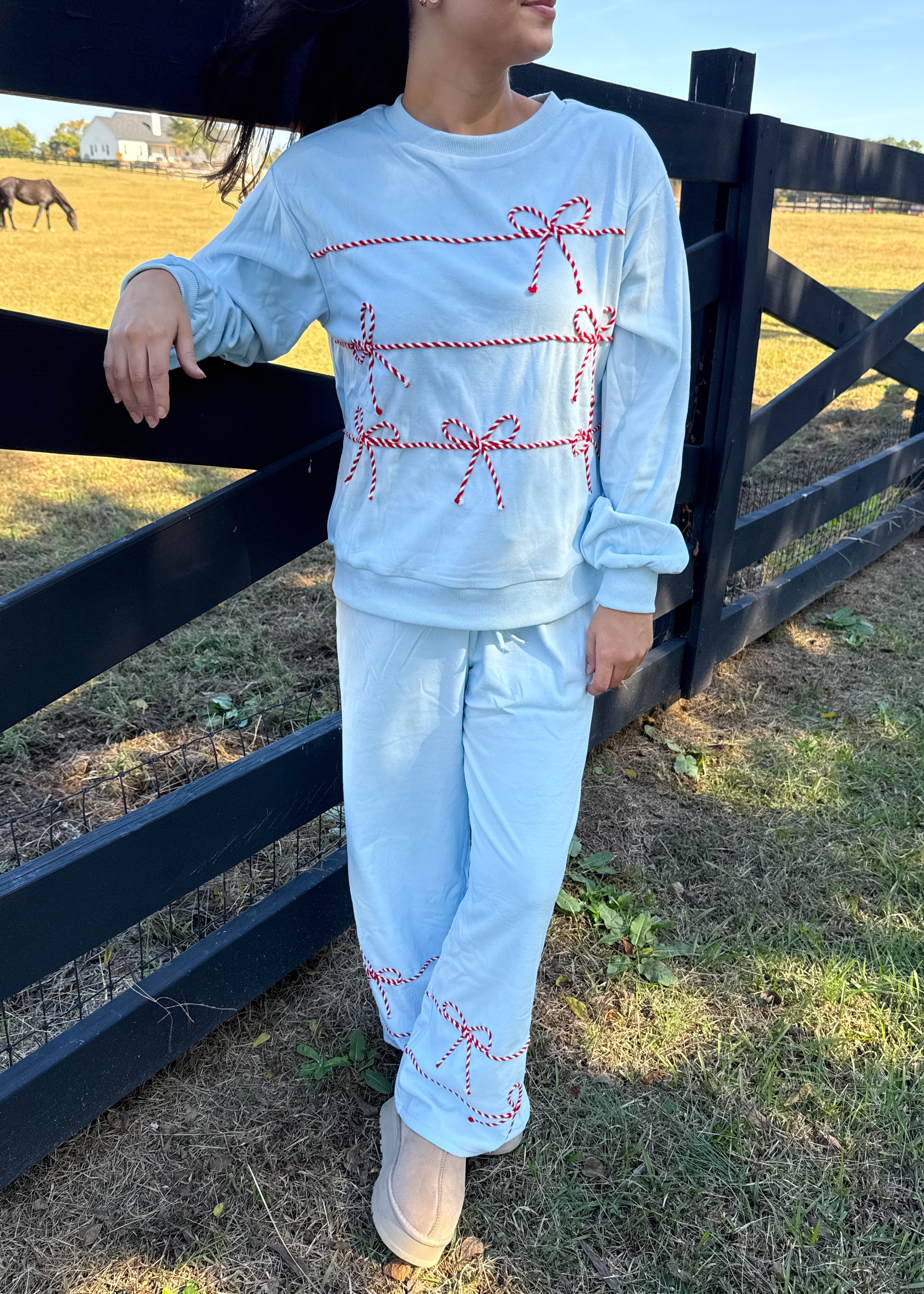 Twisted Bow Cord Sweatshirt