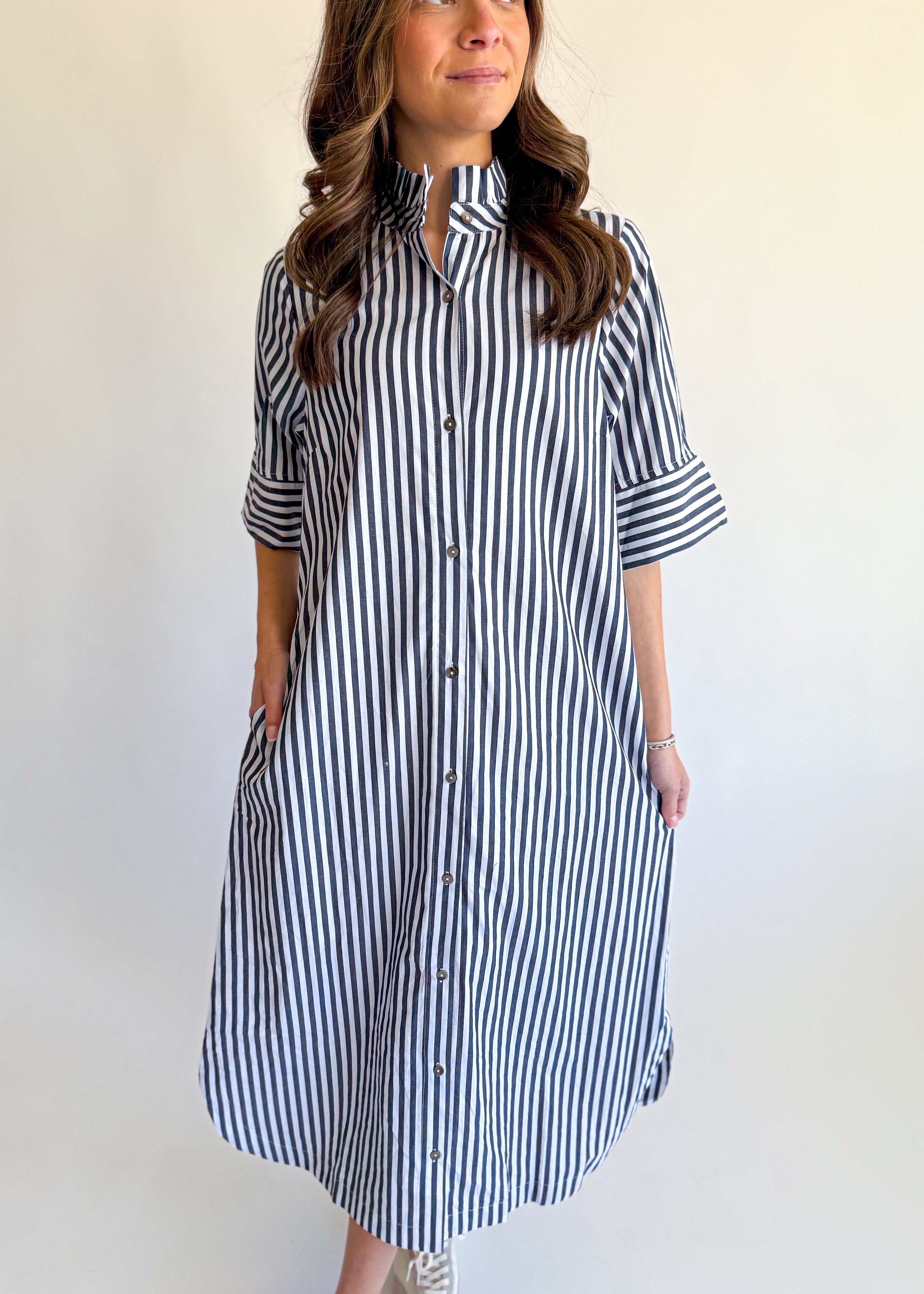 Collins Silhouette Printed Midi Dress