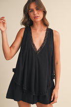 Lesly Flowy Lace Romper