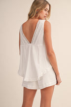 Lesly Flowy Lace Romper